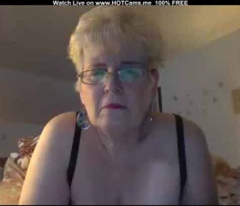 Busty Blonde Granny With Glasses Masturbate